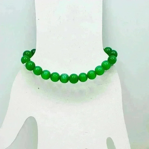 Vibrant Green Fashion Statement Bracelet - Picture 1 of 6